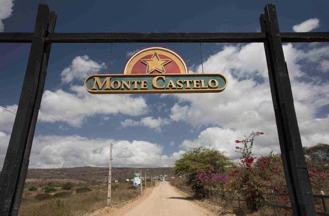 Flat Monte Castelo - Gravata Lejlighed Bezerros Eksteriør billede